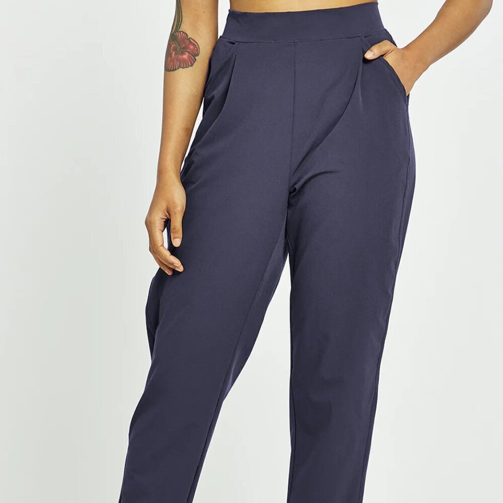 Oiselle Lauren‎ Feeling Bookish Pants